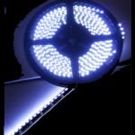 ruban led lateral noir blanc froid 120
