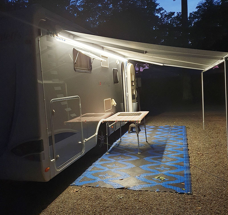 Eclairage led terrasse sous store banne camping car