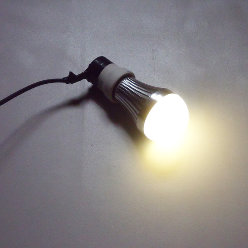 Ampoule LED blanc chaud avec LED sur bâton court - 0,7 watt
