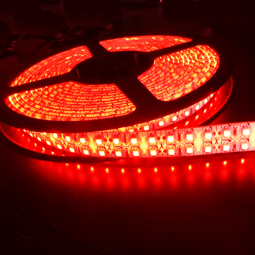 ruban led puissant 240 leds metre rouge