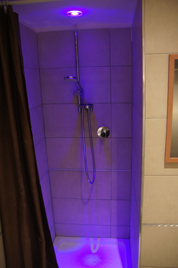 Deco Led Eclairage : Eclairage rubans led pour salles de bains